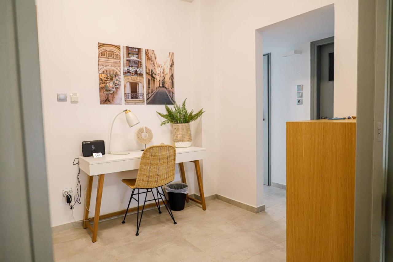 Newly Renovated Apartment 7 Min Walk From Acropolis Athene Buitenkant foto