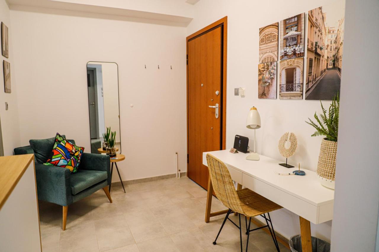Newly Renovated Apartment 7 Min Walk From Acropolis Athene Buitenkant foto