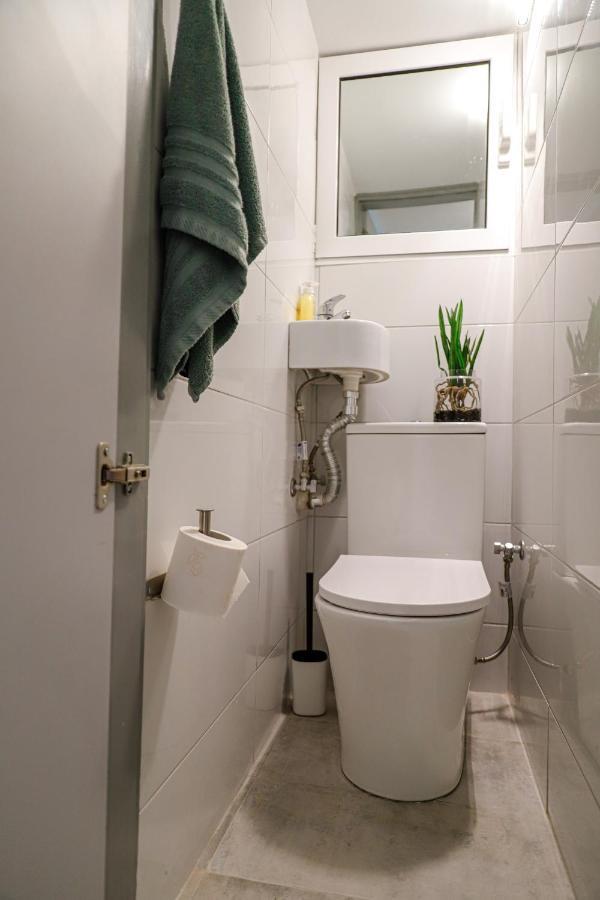 Newly Renovated Apartment 7 Min Walk From Acropolis Athene Buitenkant foto